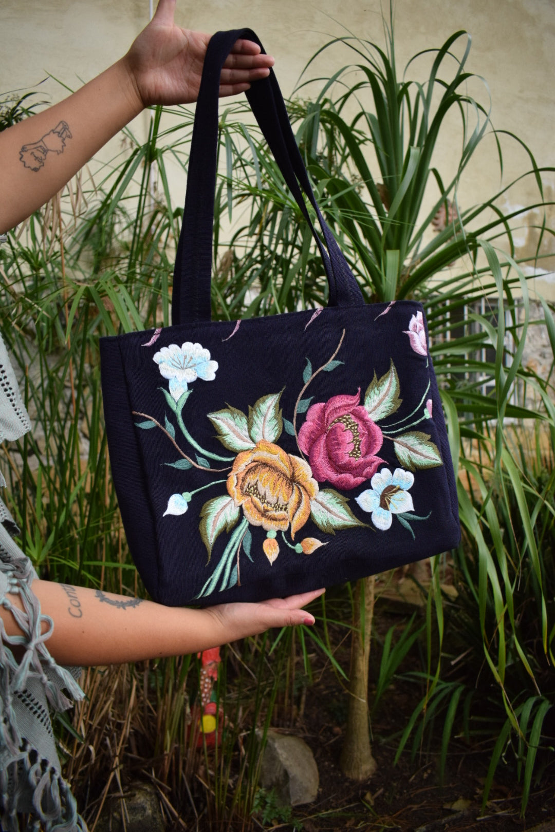 Bolsa de mano bordada Azul Marino